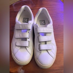 Veja Velcro Shoes Size 6